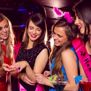 Public Bar Crawl & Nightclub Entry